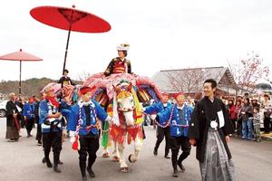 「むかさり行列」