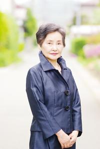 新妻由利子さん